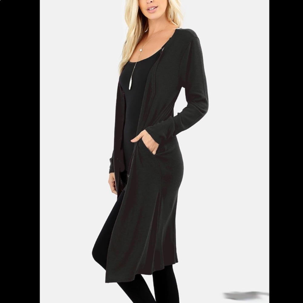 Black button down cardigan with side pocket - Picture 2 of 2